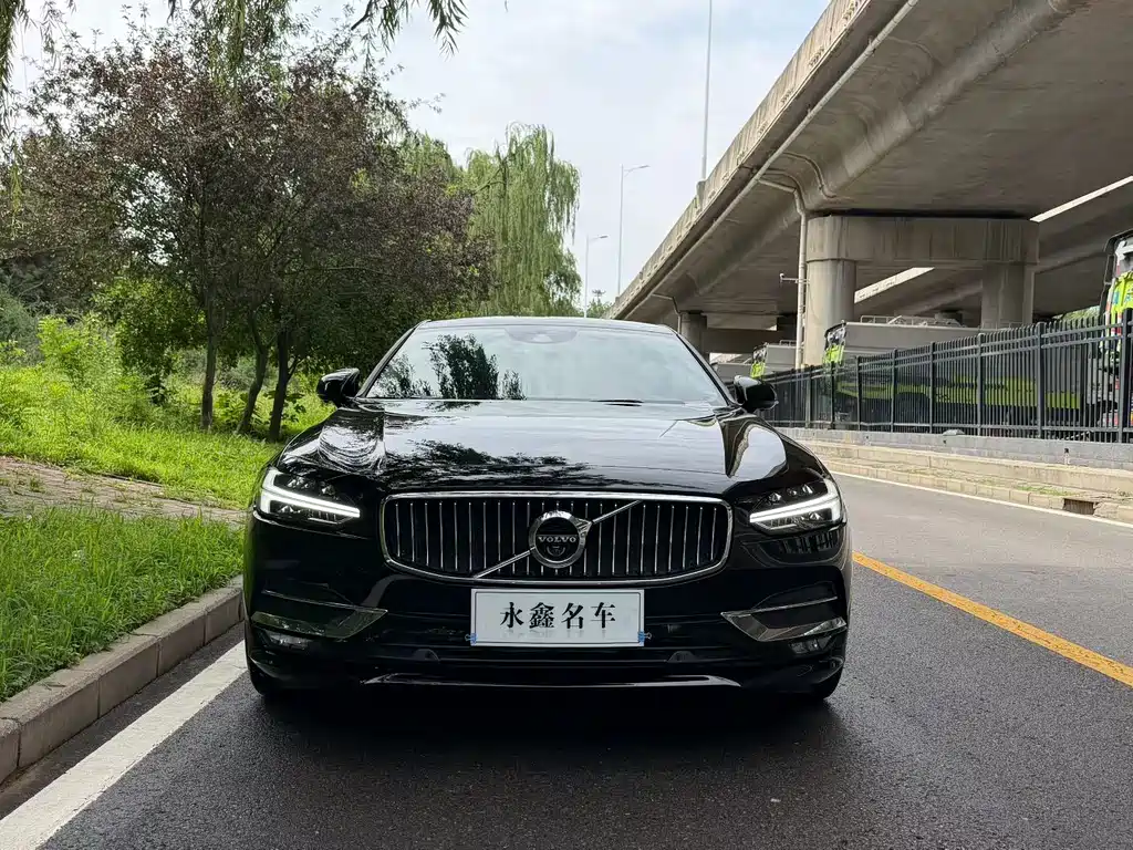Volvo S90 2020 T5 Luxury
