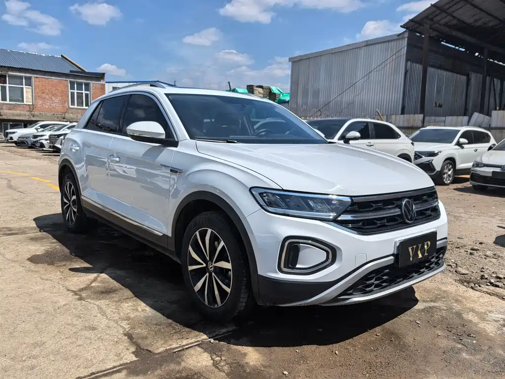 Volkswagen T-Roc 2023