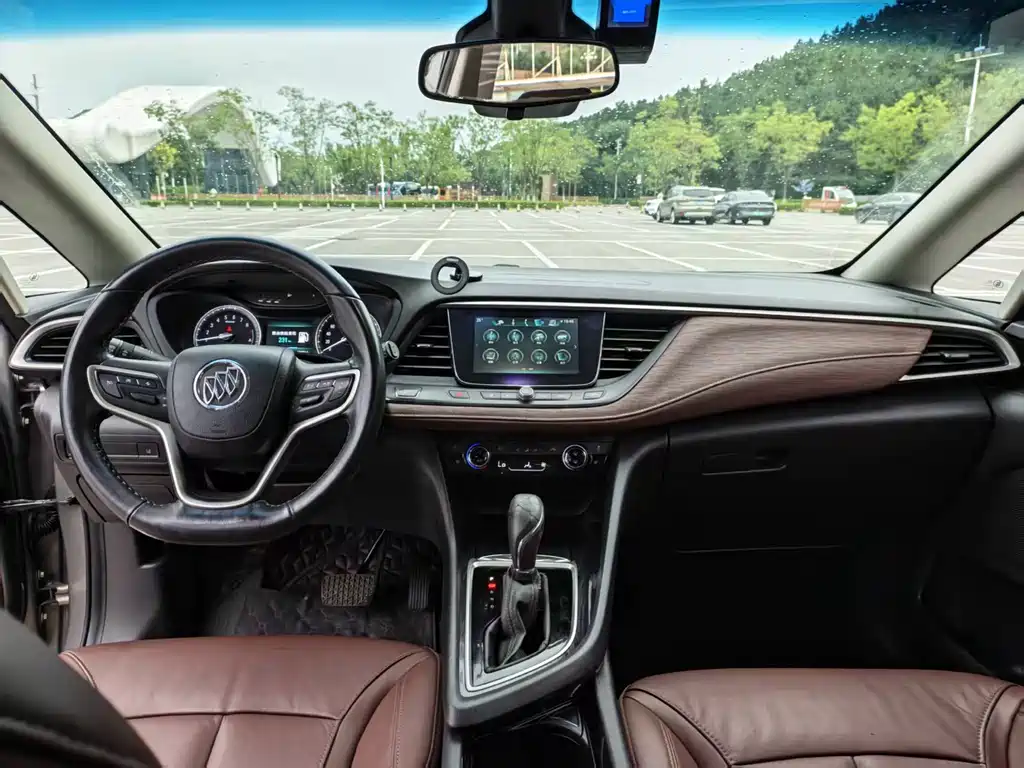 Buick GL6 2018 18T 6 мест Luxury