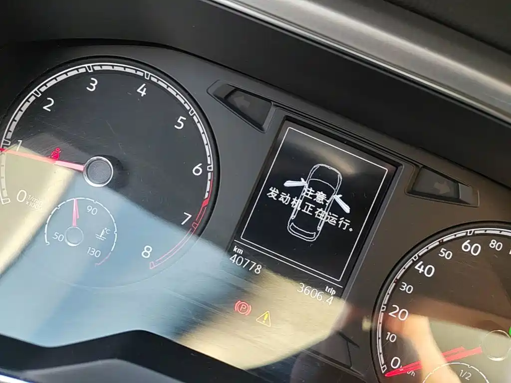 Volkswagen T-Roc — миниатюра 12