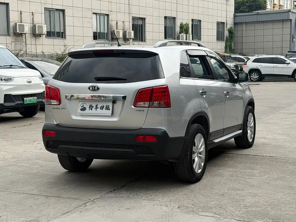 Kia Sorento — миниатюра 10