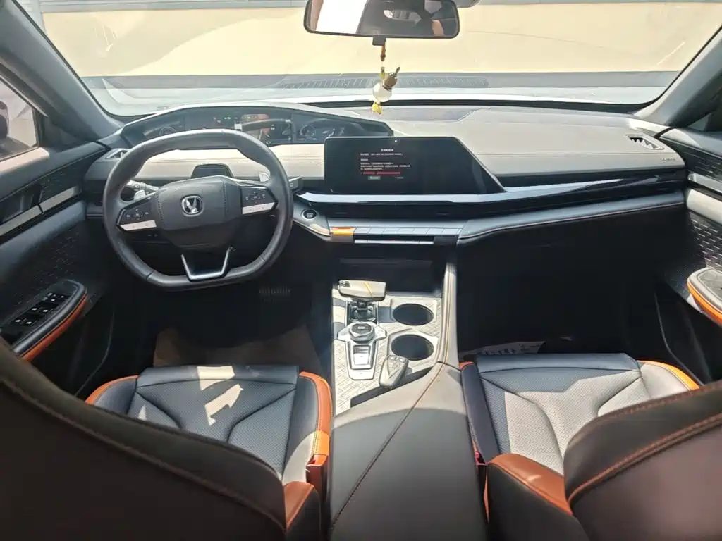 Changan UNI-V — миниатюра 6