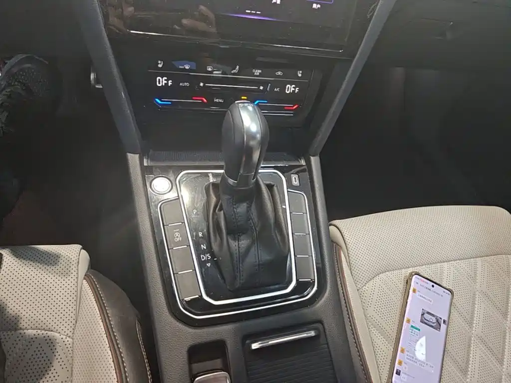 Volkswagen Magotan — миниатюра 14