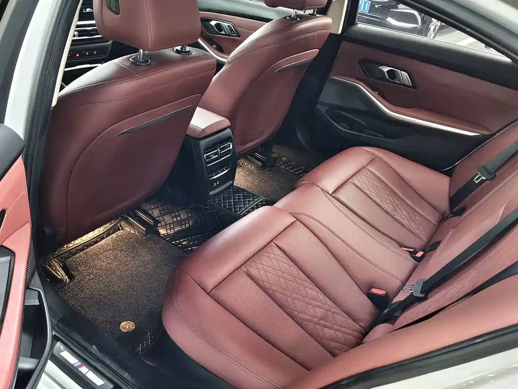 BMW 3 Series — миниатюра 7