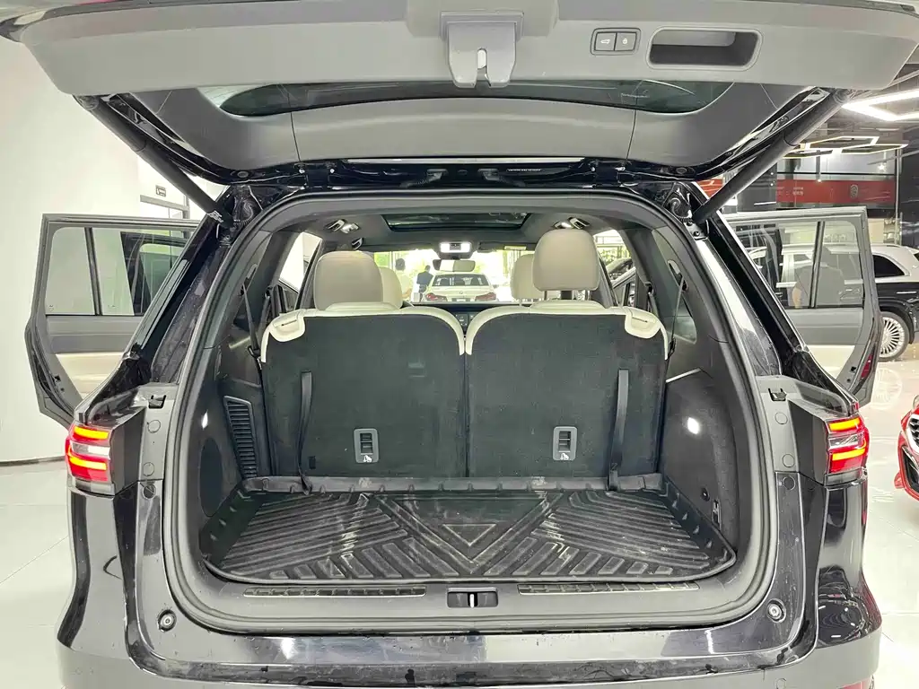Li Auto Li ONE — миниатюра 16