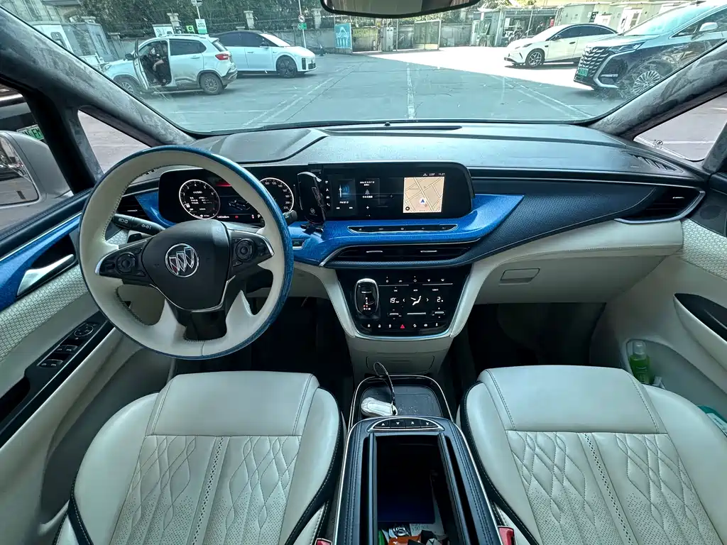 Buick GL8 — миниатюра 16