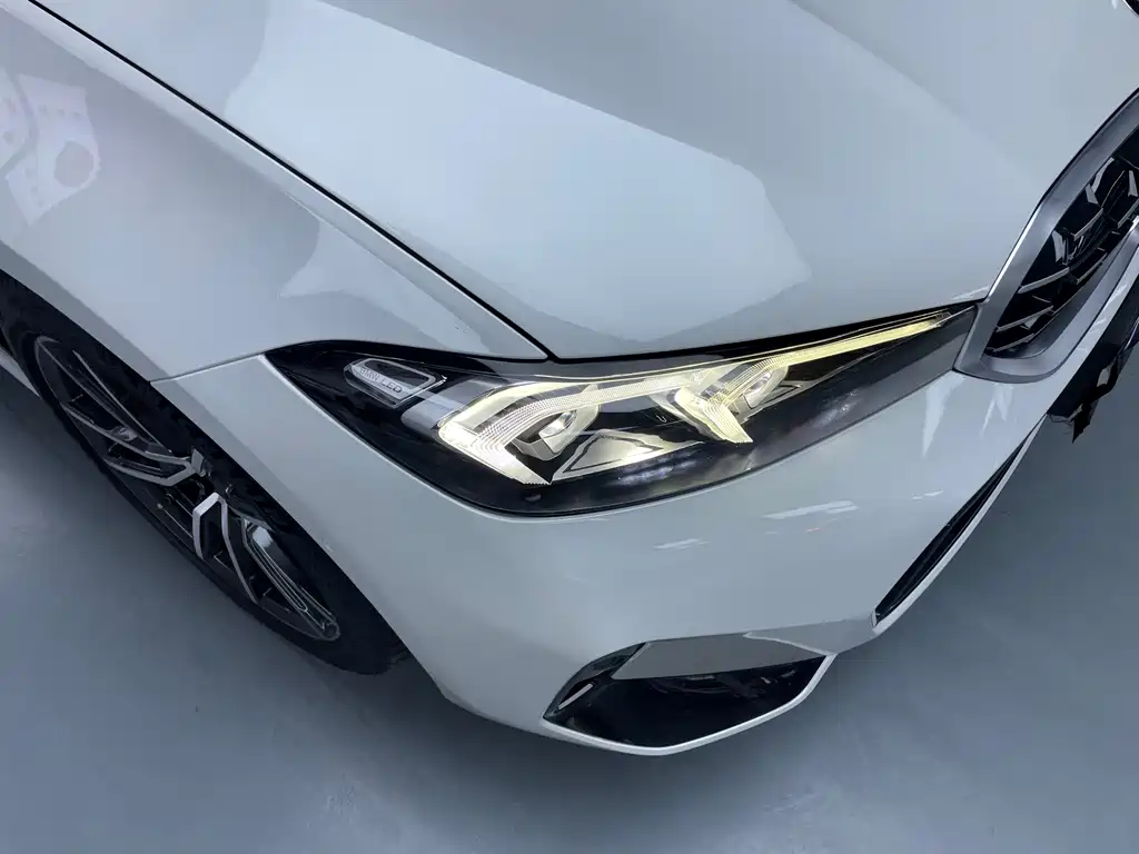 BMW 3 Series — миниатюра 19