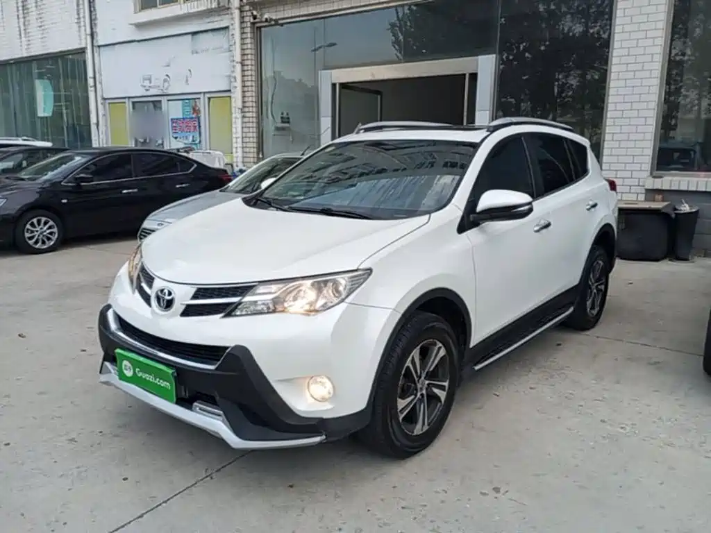 Toyota RAV4 — миниатюра 2