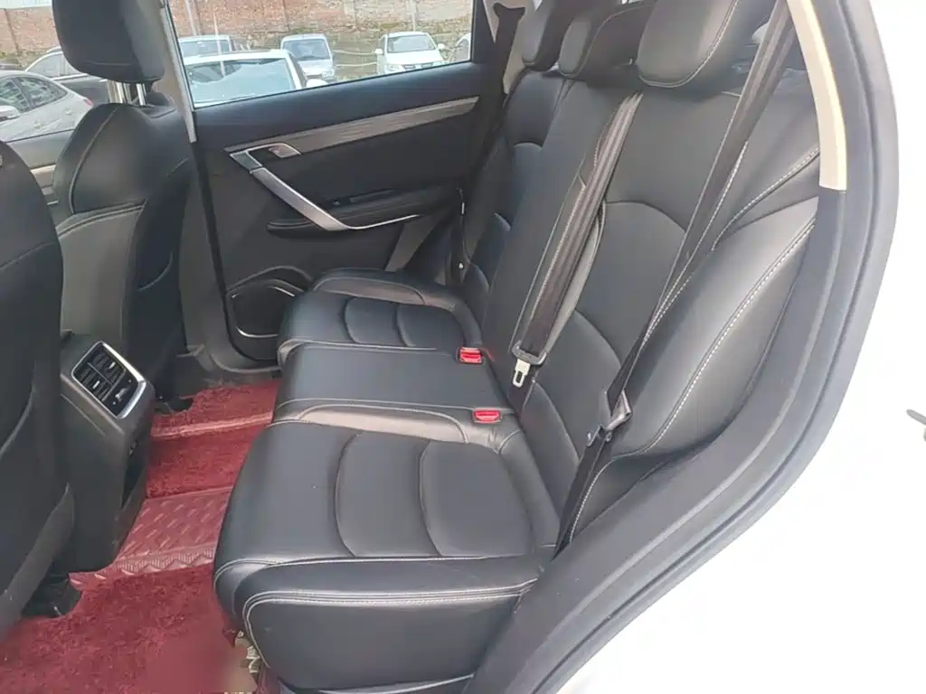 Geely Boyue — миниатюра 17