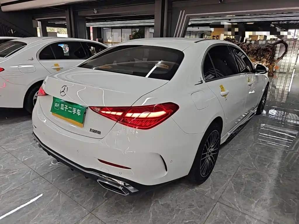 Mercedes-Benz C-Class — миниатюра 7