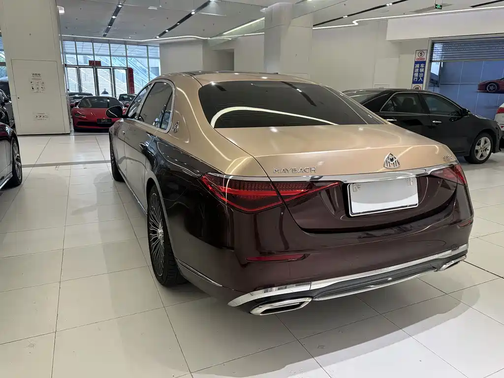 Mercedes-Benz S-Class — миниатюра 6