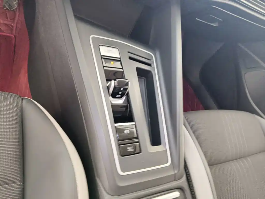 Volkswagen Golf — миниатюра 14