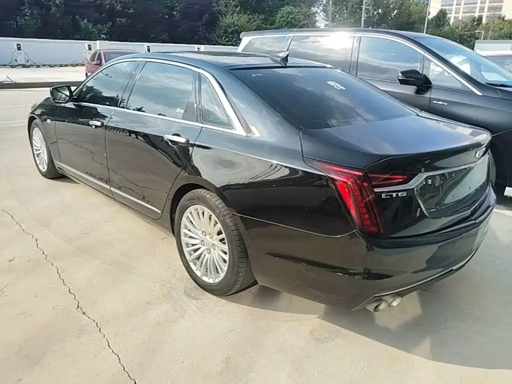 Cadillac CT6 — миниатюра 5