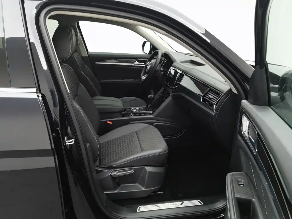 Volkswagen Teramont — миниатюра 23