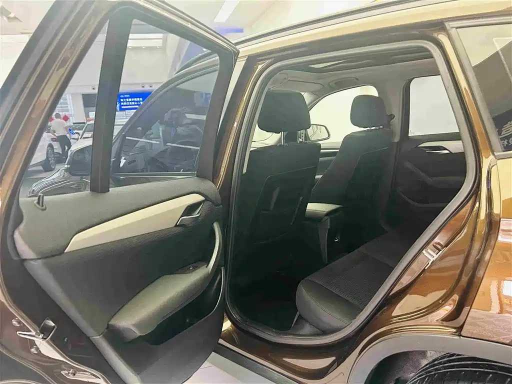 BMW X1 — миниатюра 24