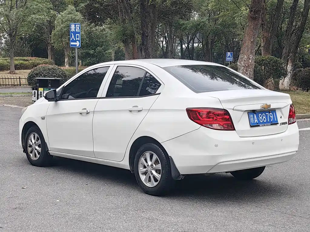 Chevrolet Sail — миниатюра 7
