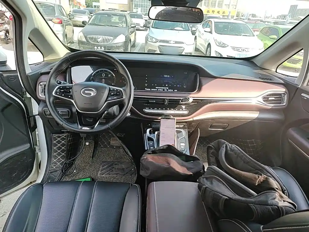 GAC Motor Trumpchi M6 — миниатюра 10