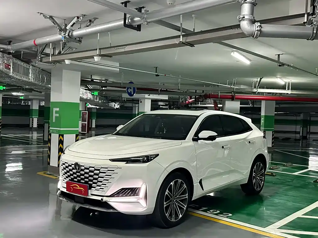 2021 Changan UNI-K - zdjęcie 1 z 9