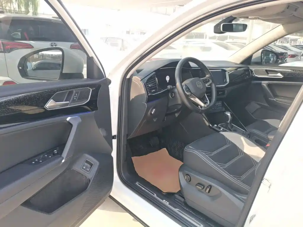 Volkswagen Tayron GTE — миниатюра 16