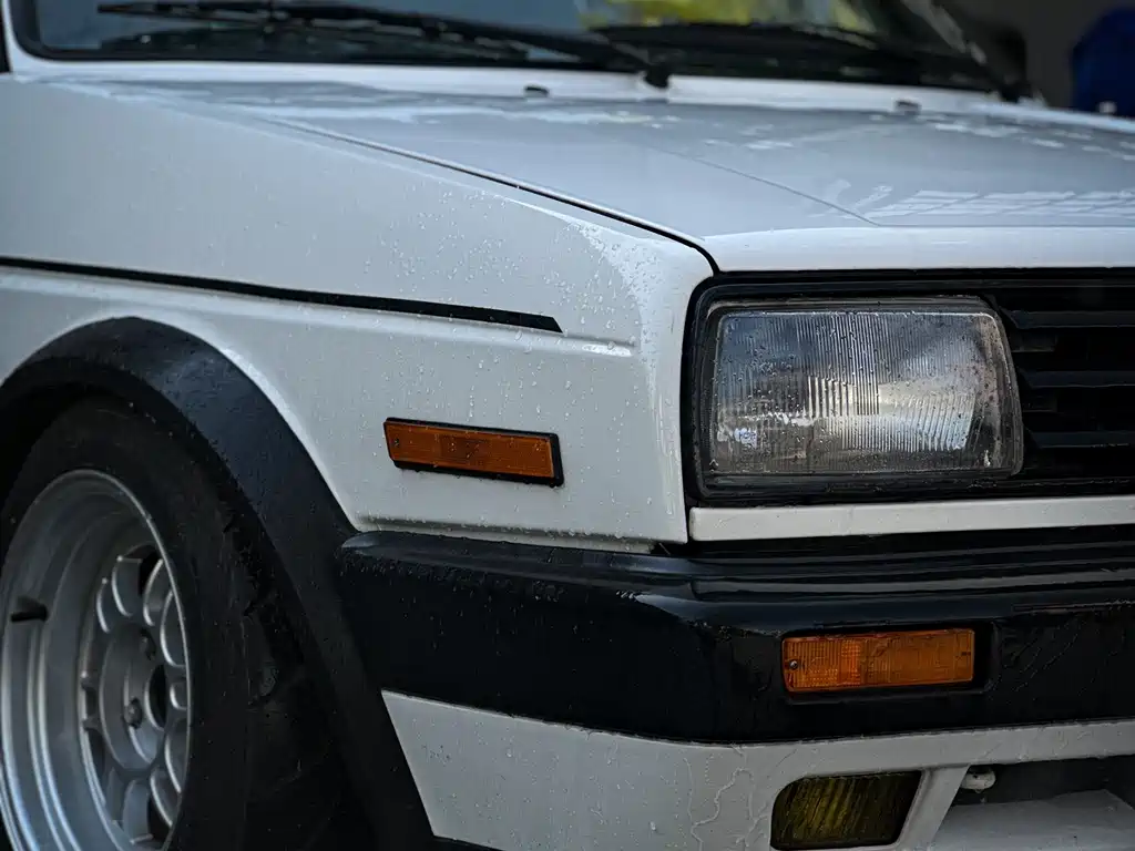 Volkswagen Jetta 2000 1.6L MT