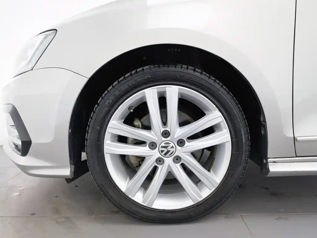Volkswagen Sagitar — миниатюра 17