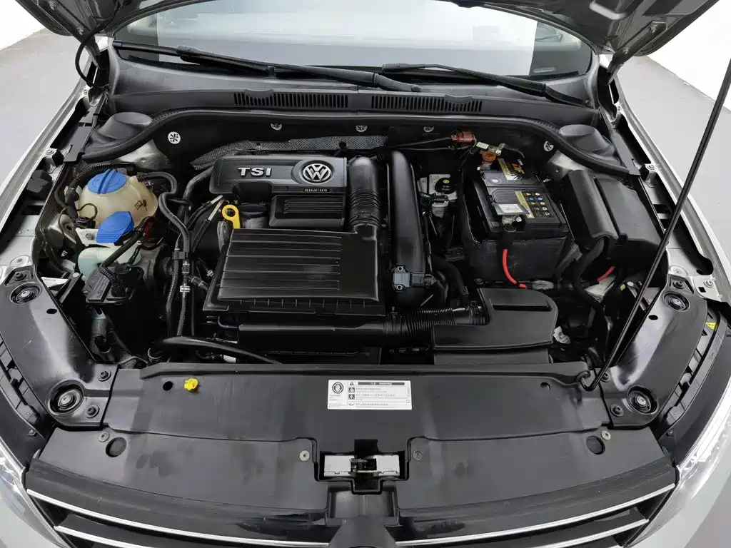 Volkswagen Sagitar — миниатюра 6