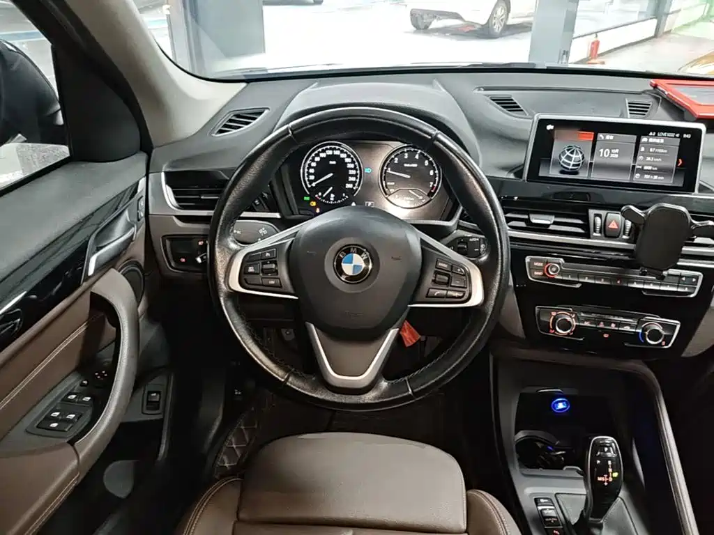 BMW X1 — миниатюра 11