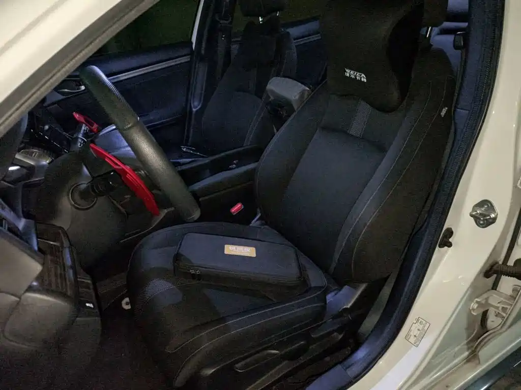 Honda Civic — миниатюра 8