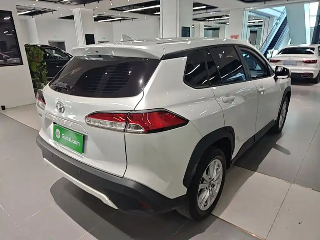 Toyota Corolla Cross — миниатюра 7