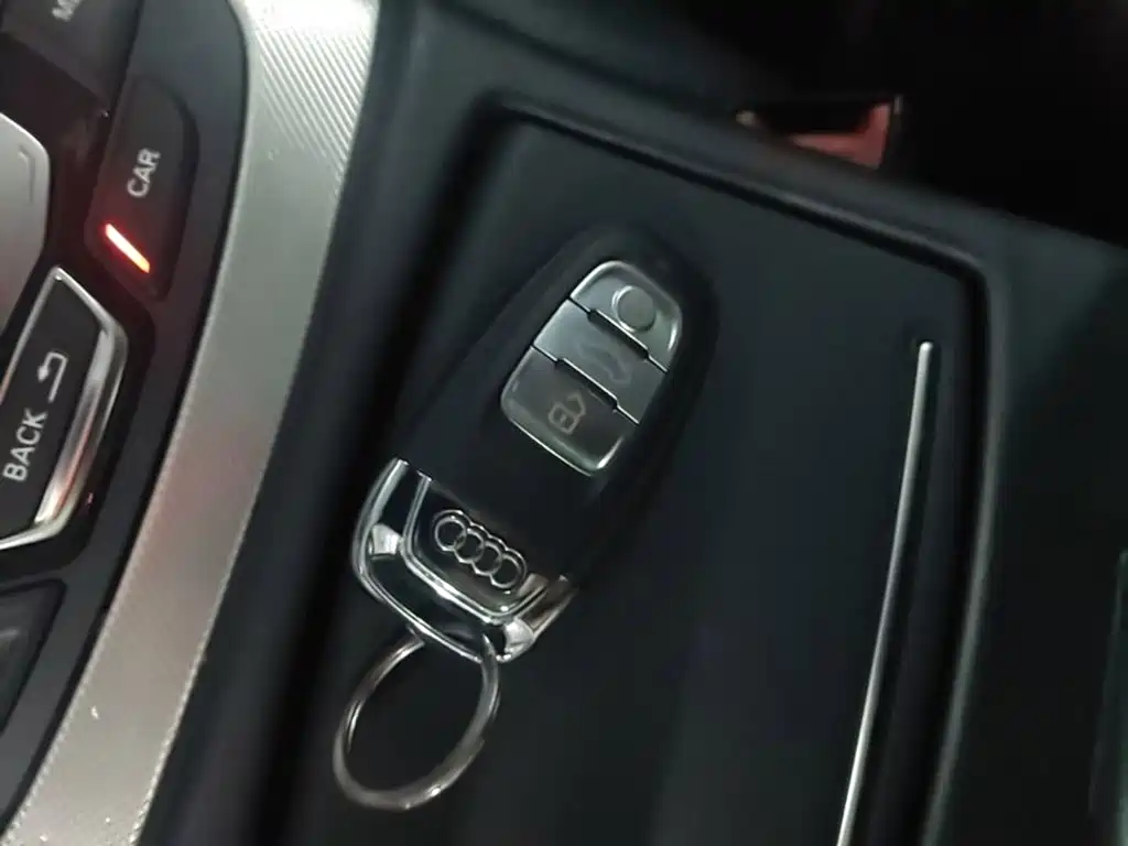 Audi A6L — миниатюра 8