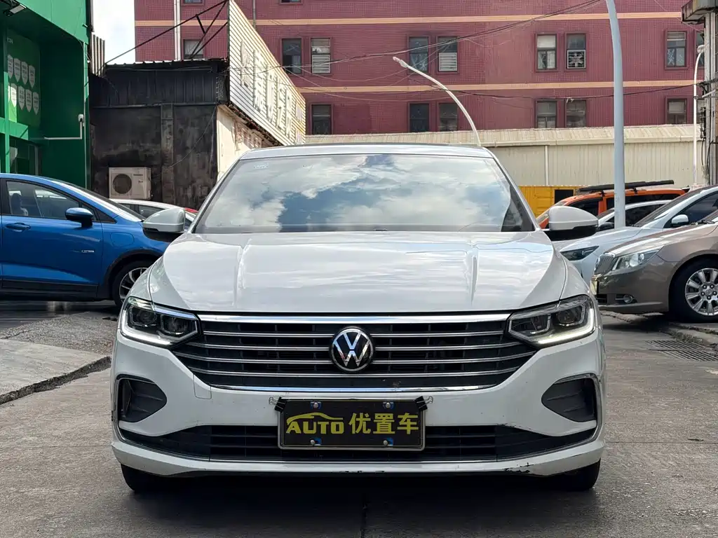 Volkswagen Lavida — миниатюра 5