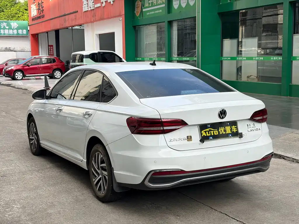 Volkswagen Lavida — миниатюра 12