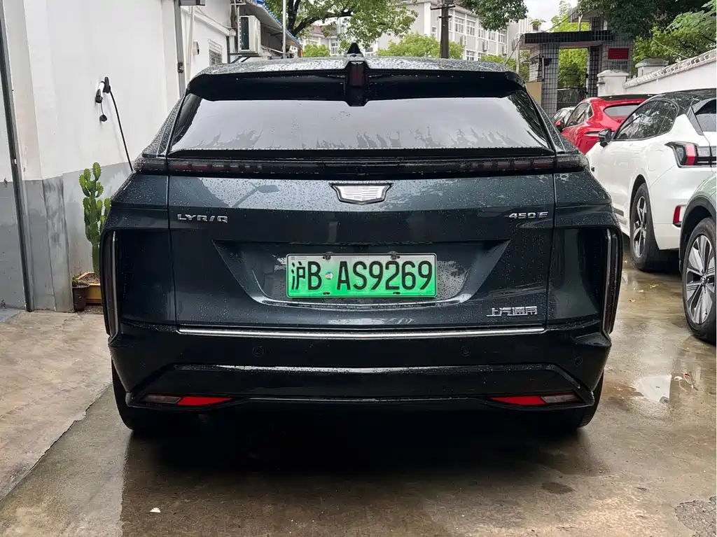 Cadillac Lyriq — миниатюра 5
