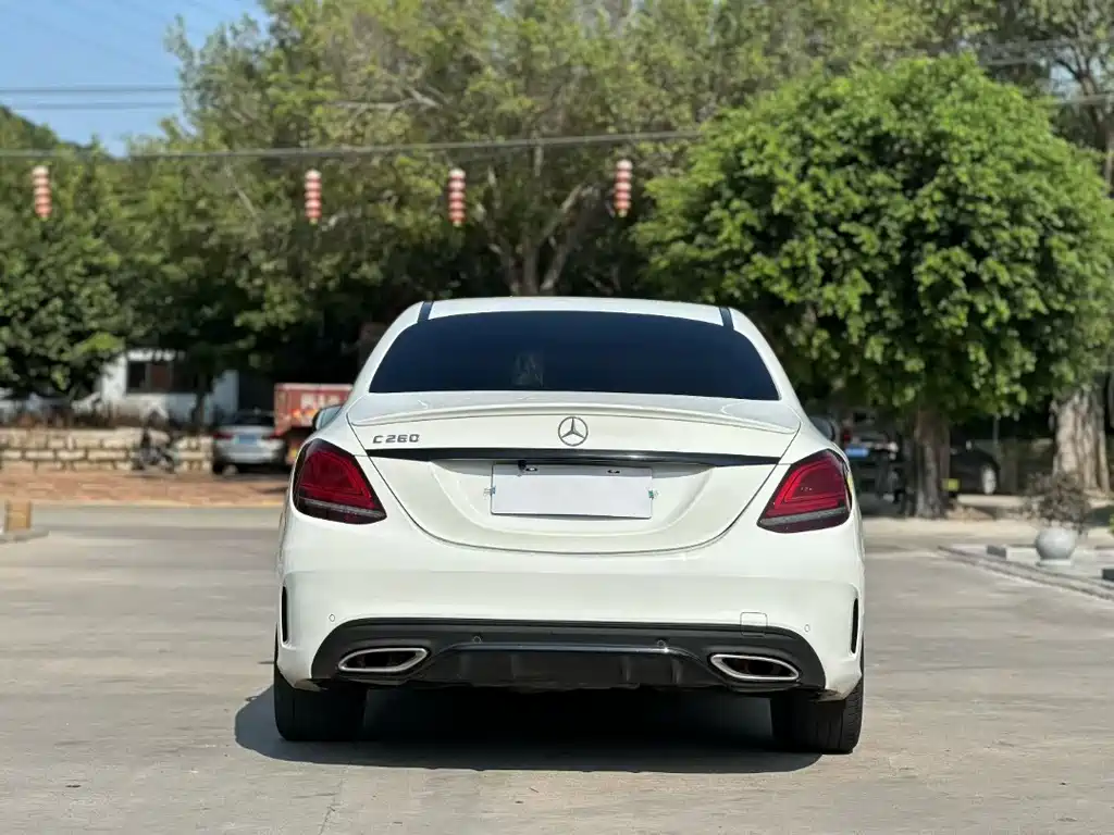 Mercedes-Benz C-Class — миниатюра 9
