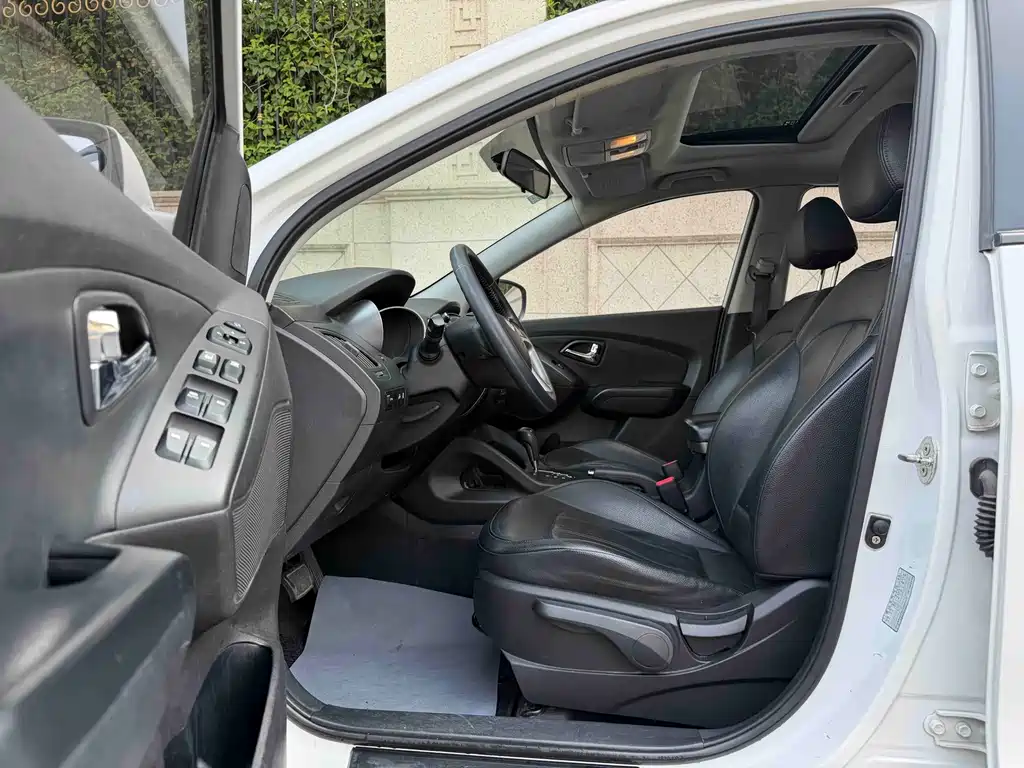 Hyundai ix35 — миниатюра 6