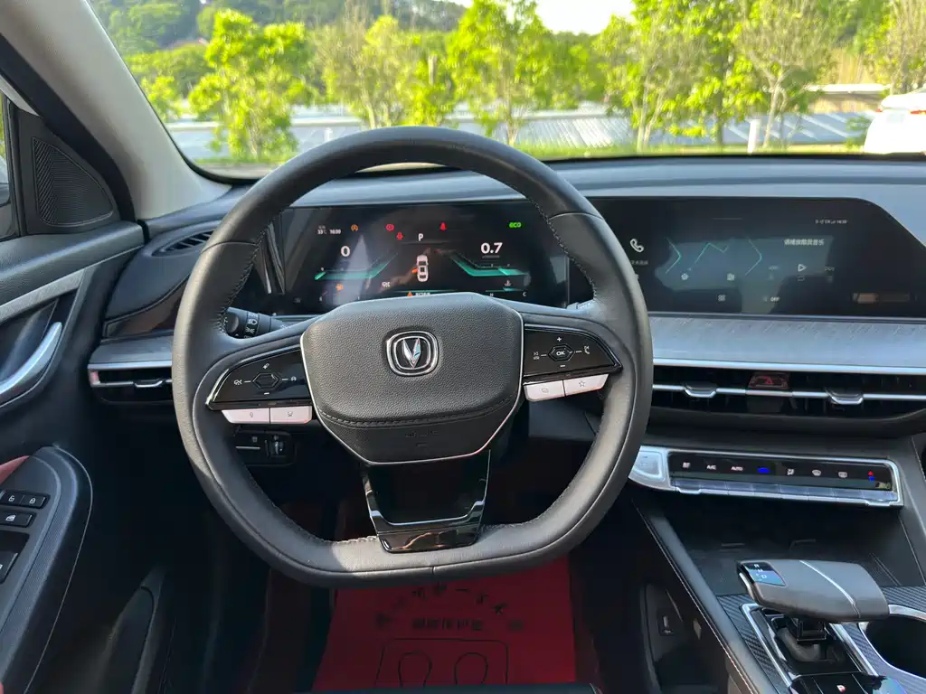 Changan Eado 2022 PLUS NE 1.4T GDI DCT Flagship