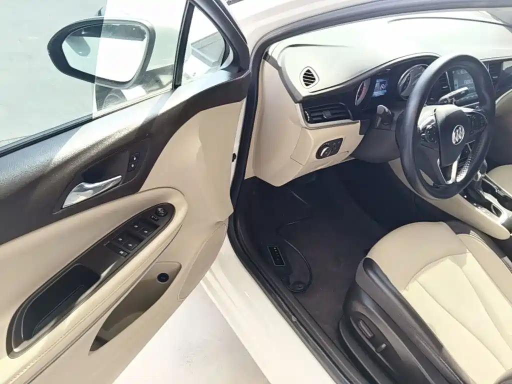 Buick Verano — миниатюра 16