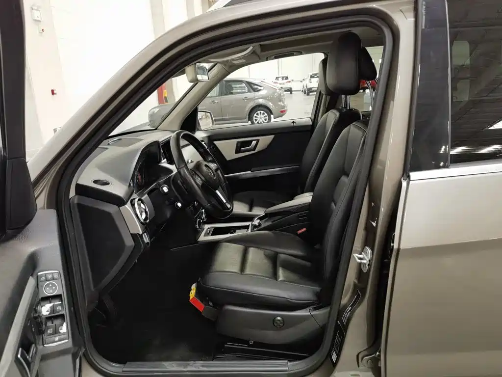 Mercedes-Benz GLK-Class — миниатюра 10