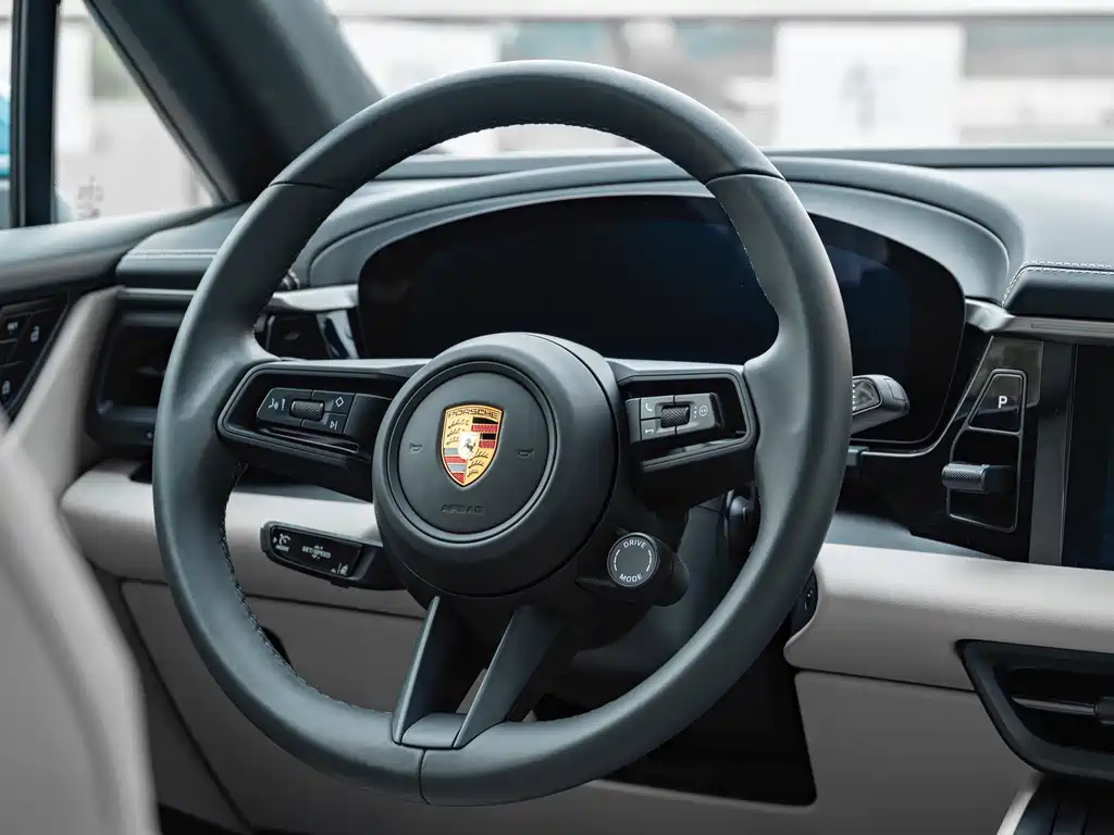 PORSCHE MACAN NEW ENERGY