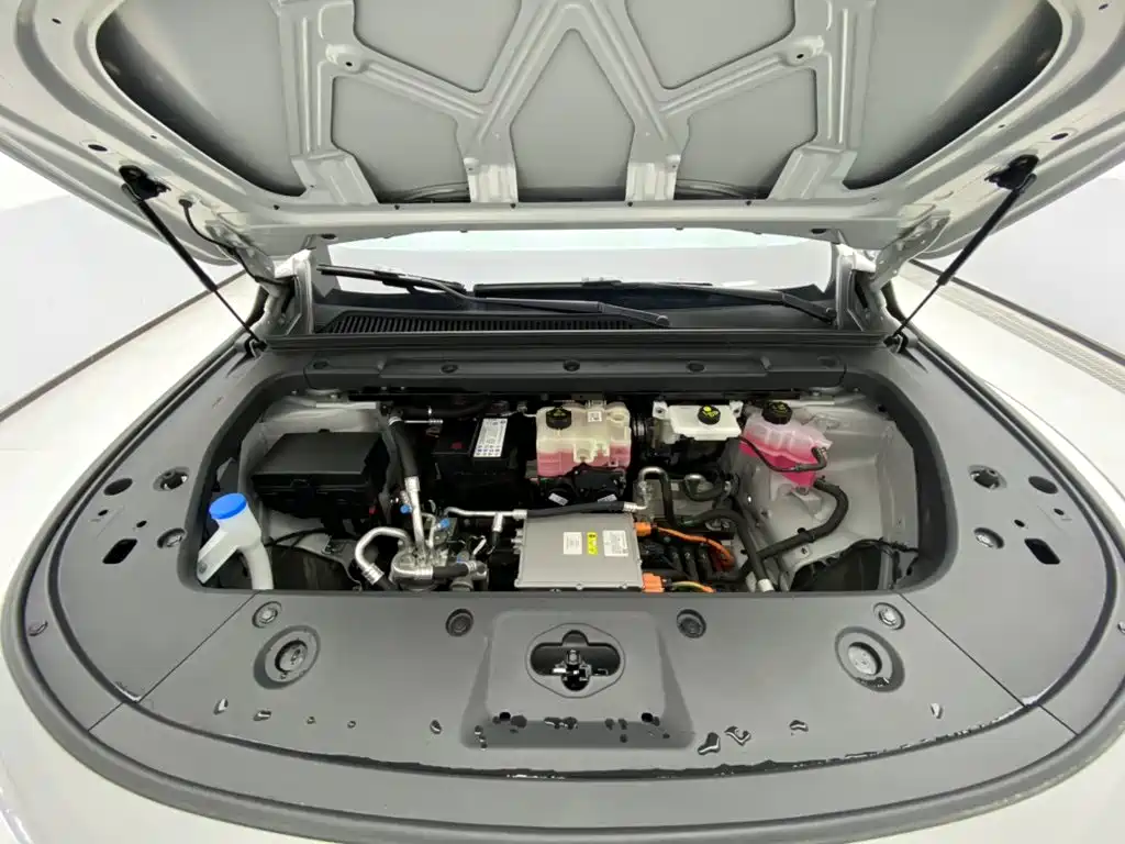 Leapmotor Leapmotor C10 — миниатюра 12