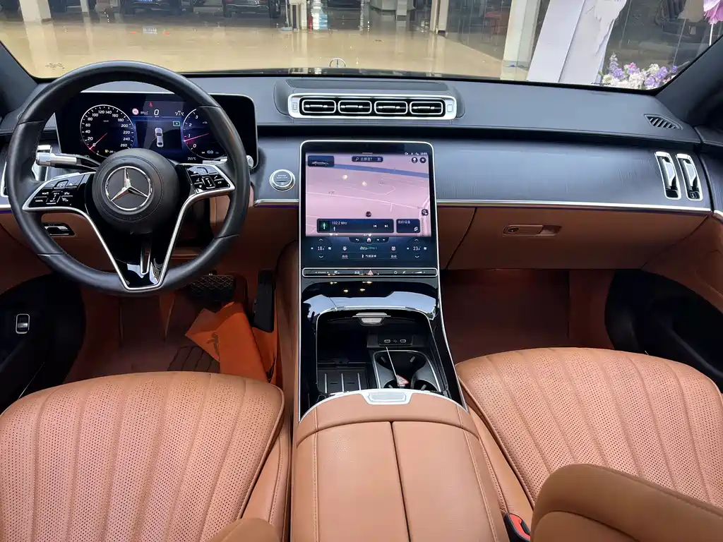 Mercedes-Benz S-Class — миниатюра 12