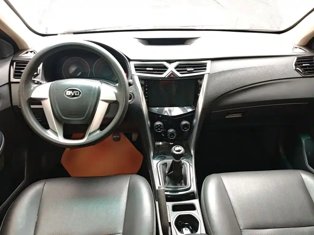 BYD F3 — миниатюра 10