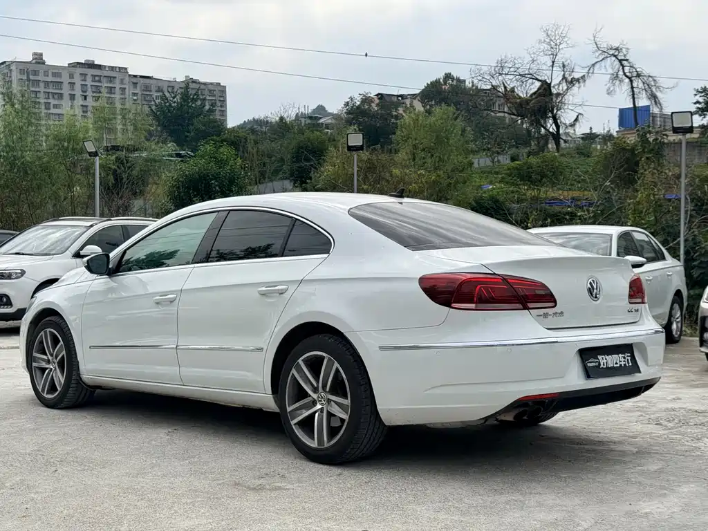 Volkswagen CC — миниатюра 11