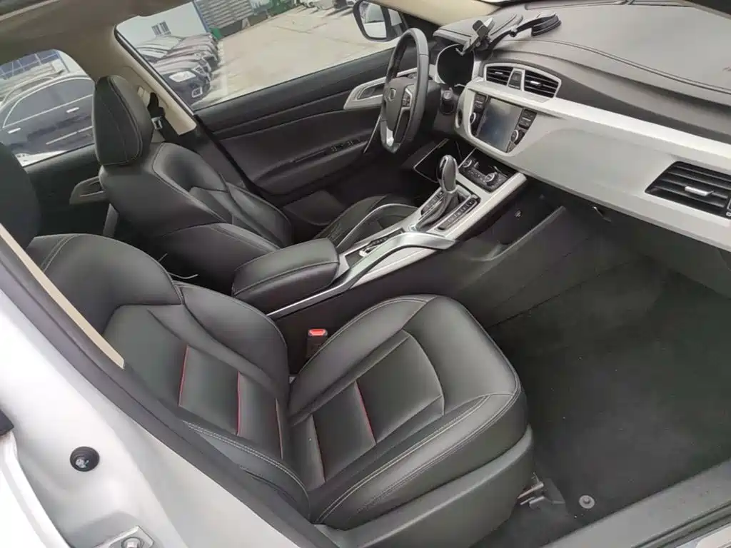 Geely Boyue — миниатюра 25