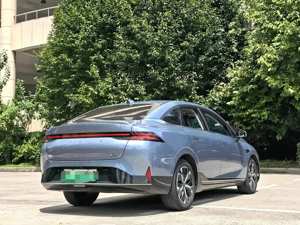 XPeng P5 — миниатюра 8