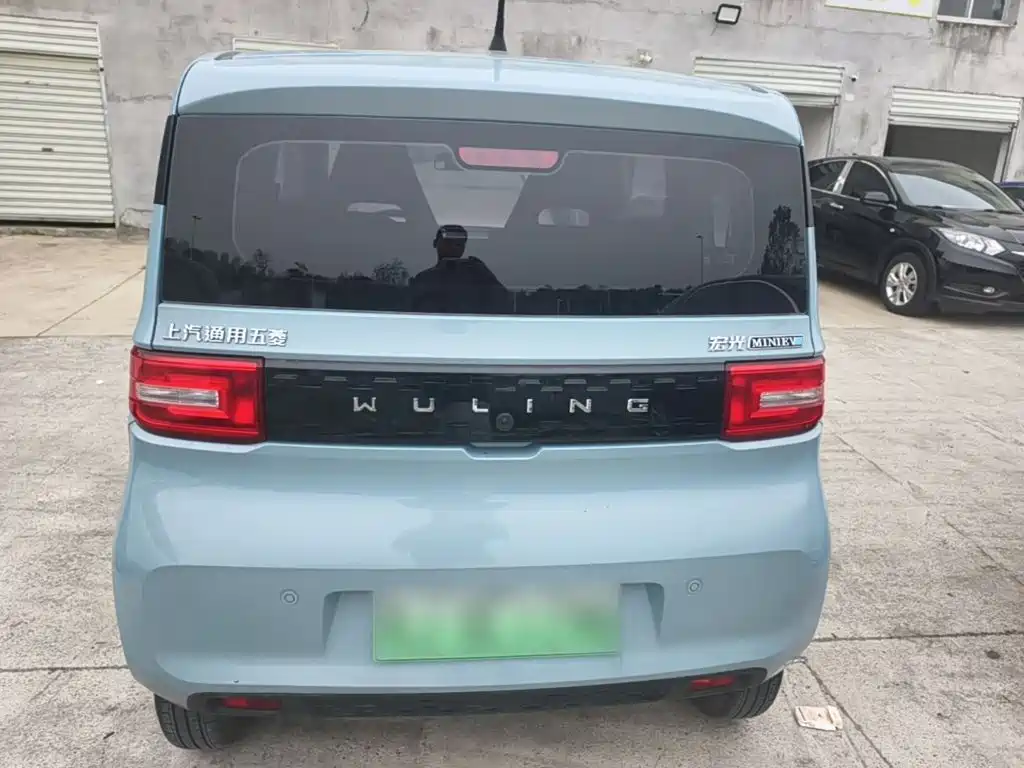 Wuling MINIEV — миниатюра 6