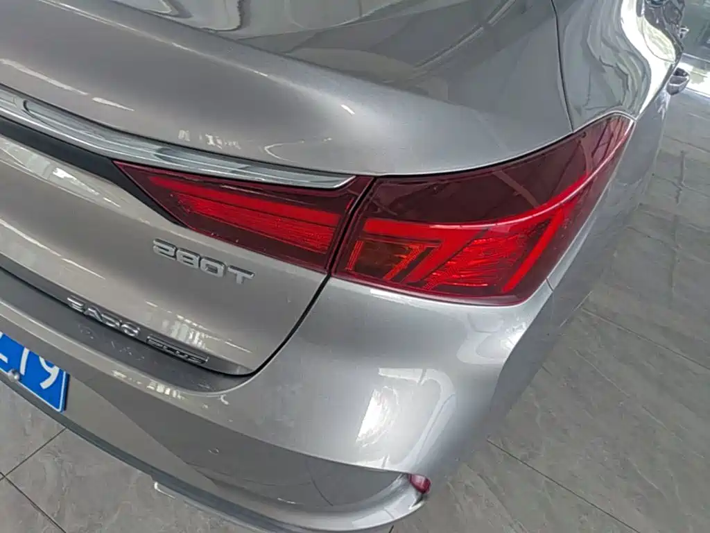 Changan Eado — миниатюра 8