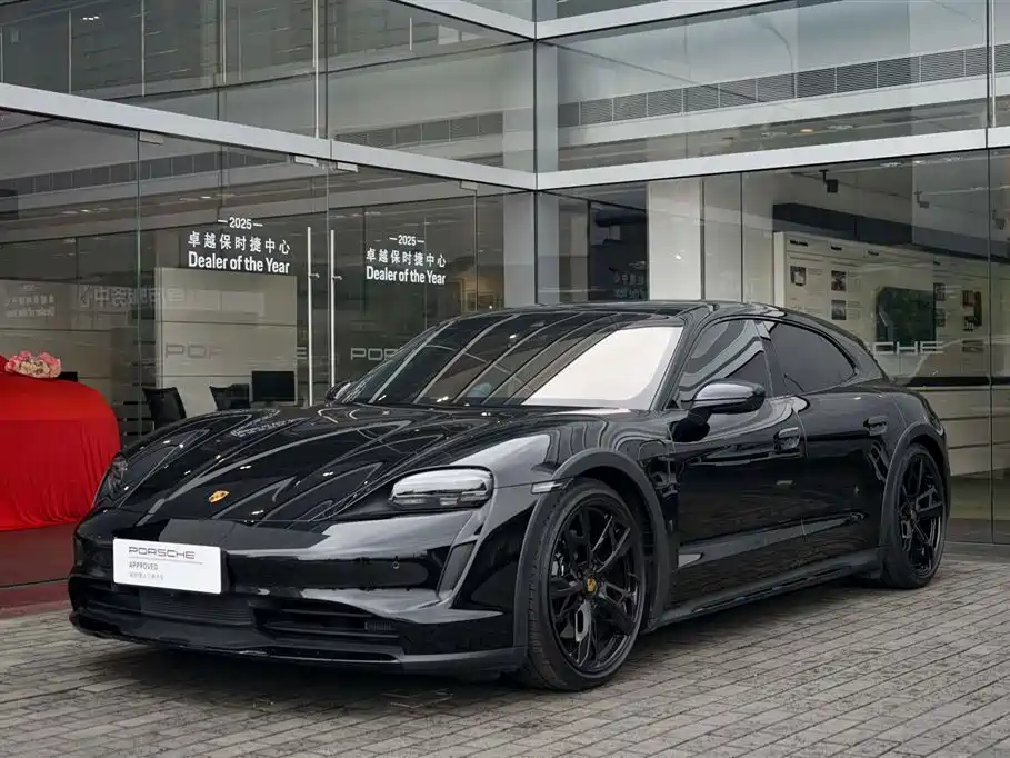 Porsche Taycan 2022