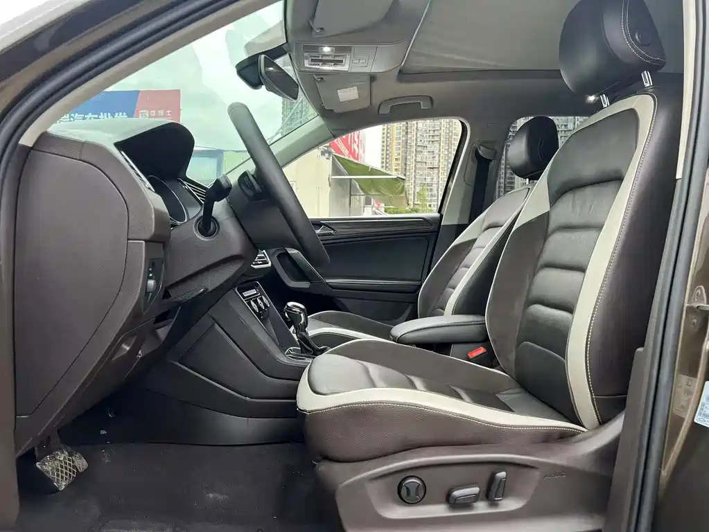 Volkswagen Tiguan L — миниатюра 4