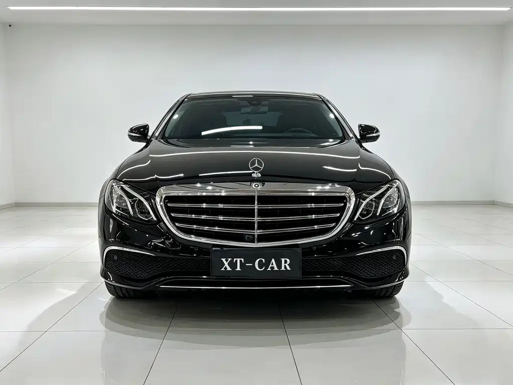 Mercedes-Benz E-Class — миниатюра 2
